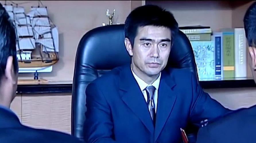 罪域剧情介绍(黑暗中的真相)