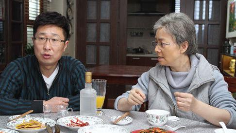 亲家(2007)剧情介绍(高分求电视剧。。。)