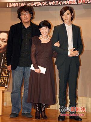 韩国电影mother 元彬主演的那个 有谁知道详细剧情介绍吗?