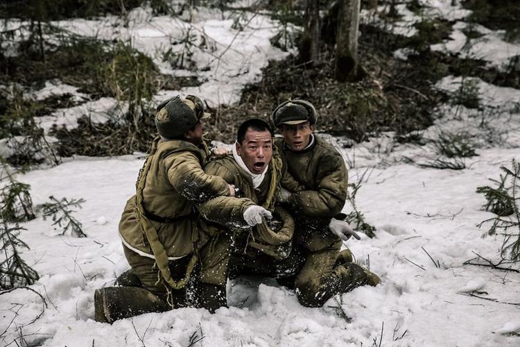 三八线电视剧剧情介绍