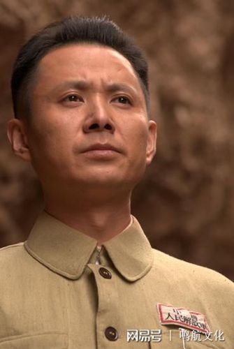 电视剧《粟裕大将》中丁济黄的历史原型是谁?