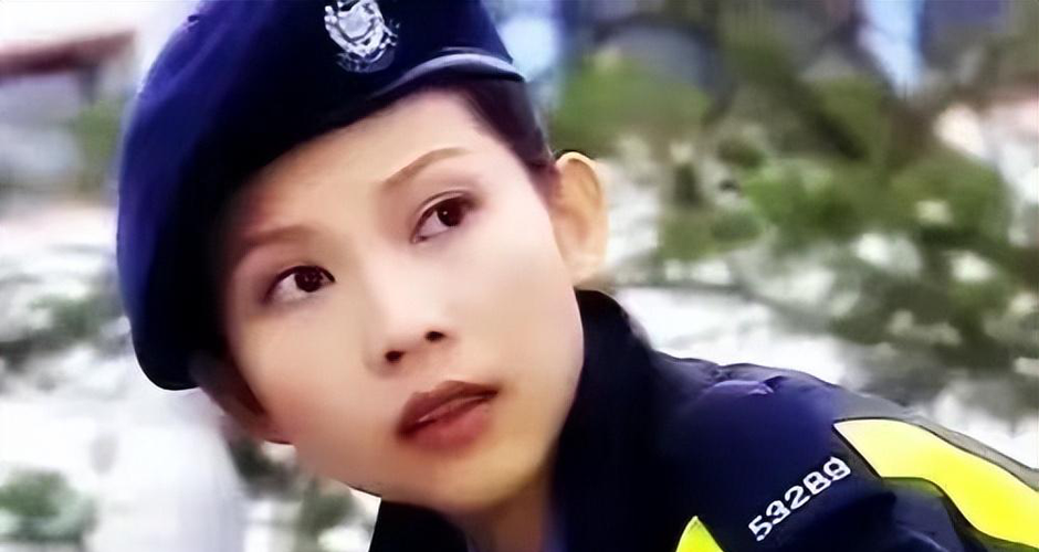 陀枪师姐IV(四)结局是什么?陈小生和卫英姿最后在一起了吗?还是卫英姿和邝在一起了?(请简单回答)